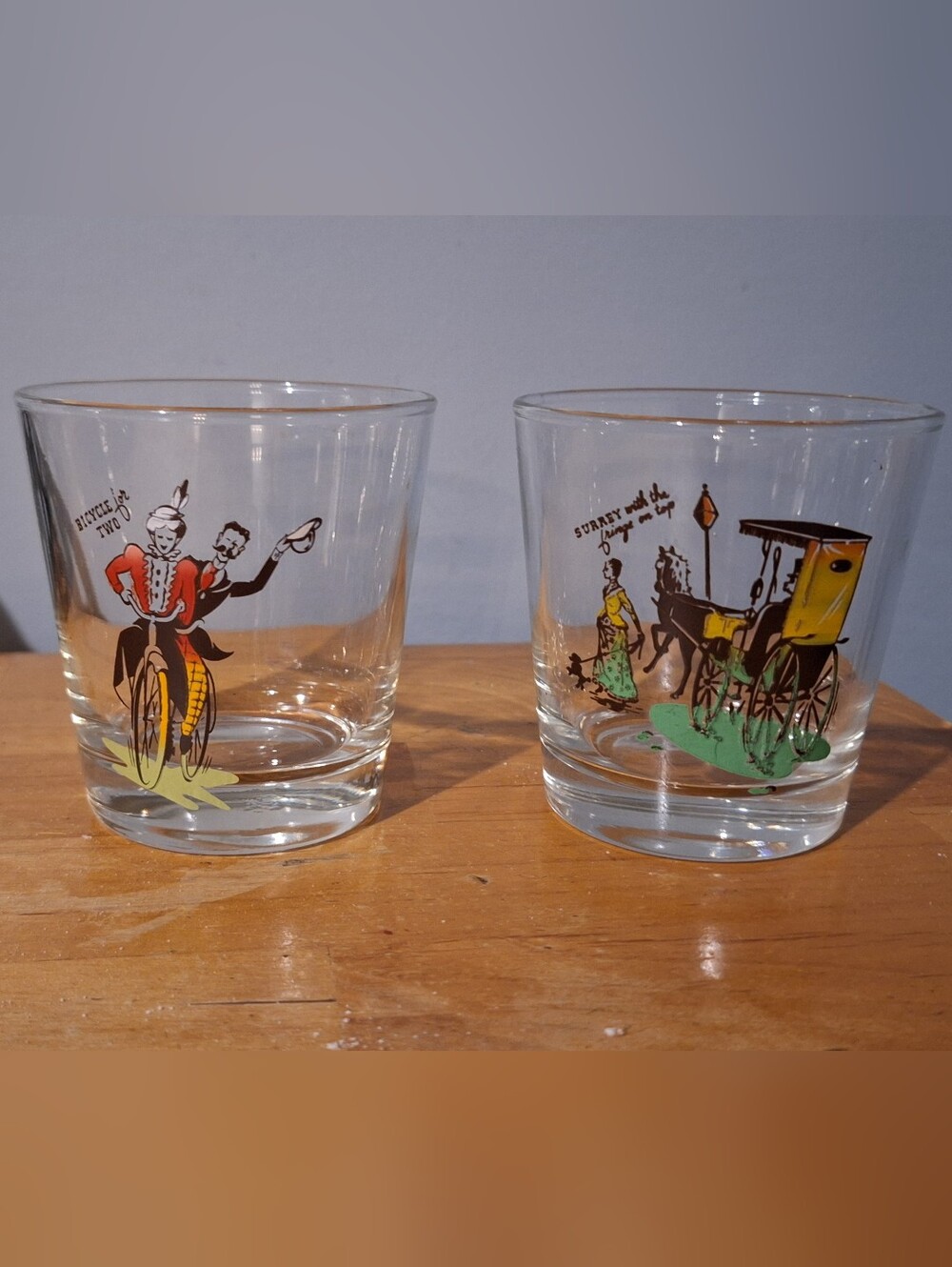 1960s | (2) Vintage Glasses 8 oz
